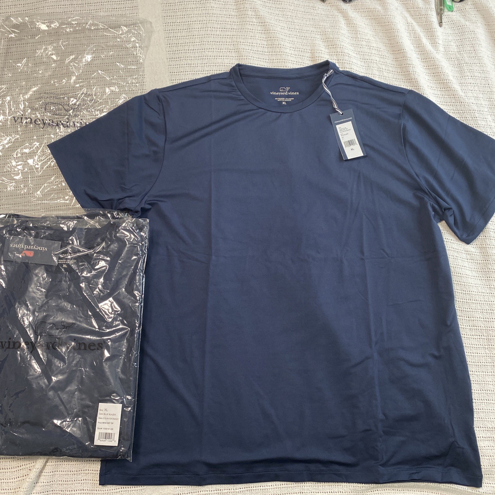 Vineyard Vines T Shirt XL Mens Navy Blue Short Sleeve Crew Polyester Stretch