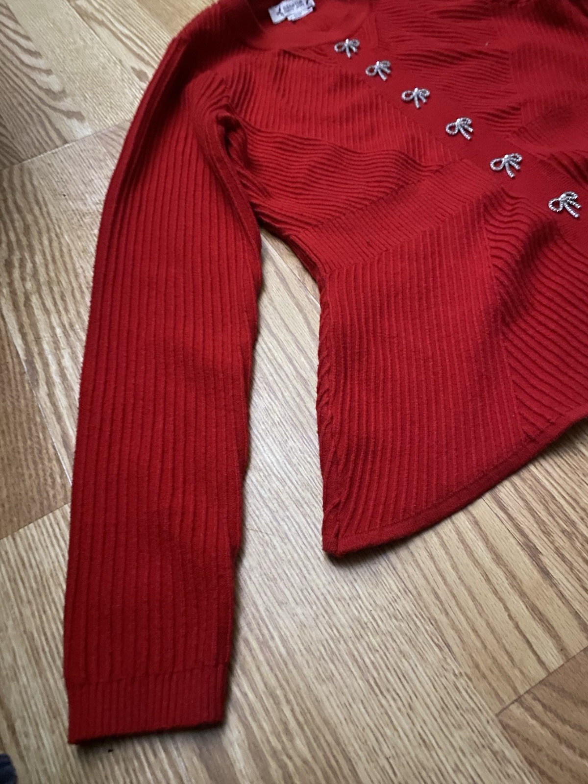 CLOSET CLEANOUT MAINLY A WOMENS MEDIUM