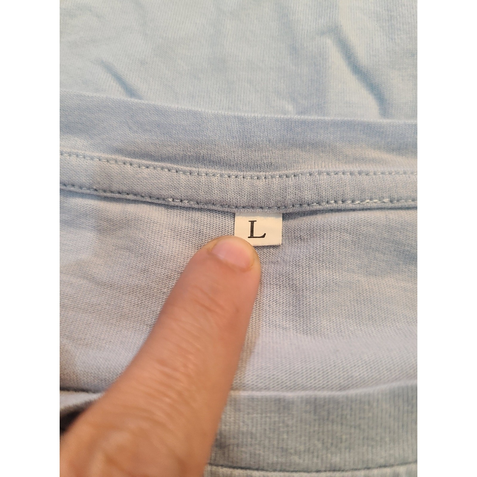 Unknown brand large unisex men’s tee