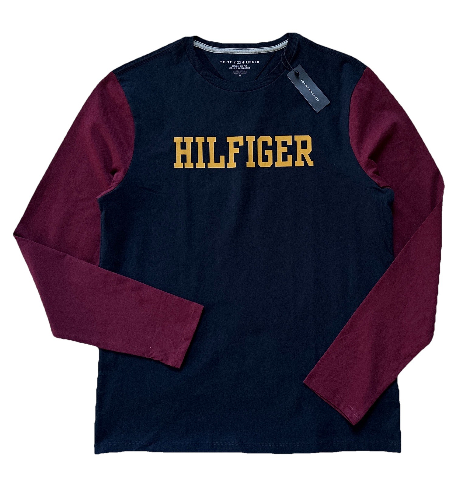 Tommy Hilfiger Men’s Regular Fit Logo Long Sleeve Tee