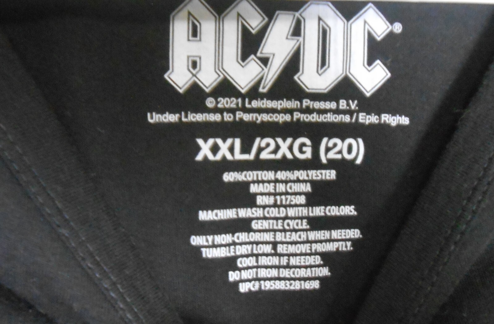 AC DC FOR THOSE ABOUT TO ROCK T-SHIRT MEN’S SZ XXL 2021 MACHINE WASHABLE IN COLD