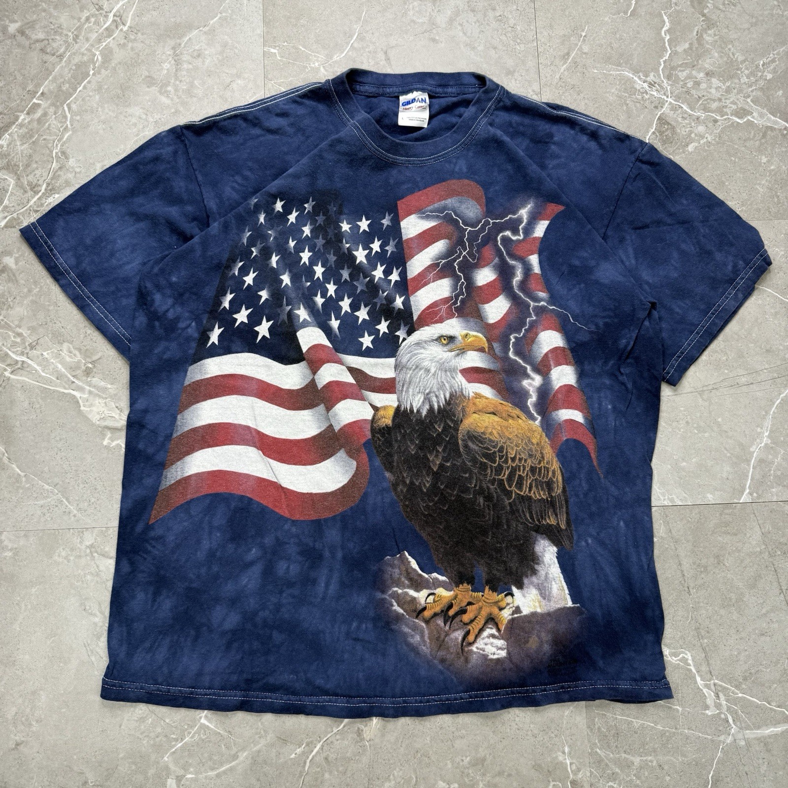 Vintage 2000s United States Flag Bald Eagle The Mountains Print T-Shirt Large